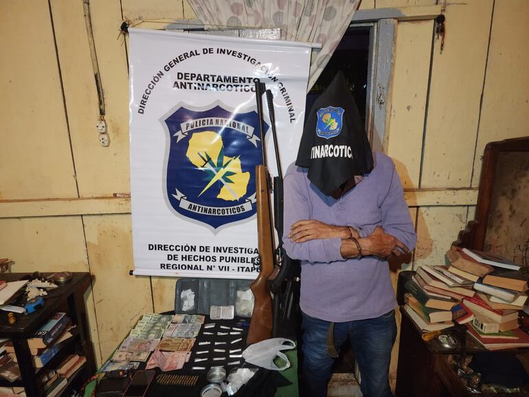 Antinarcóticos realizaron allanamiento en Itapúa.