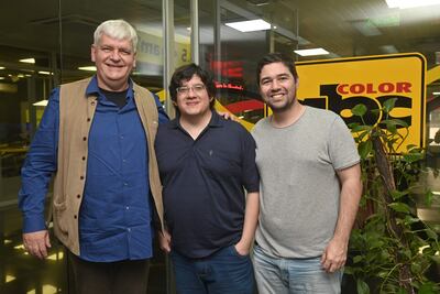Franz Jürgen Dörsam y los solistas paraguayos Gustavo Barrientos (violín) y Héctor Rodríguez (violoncello).