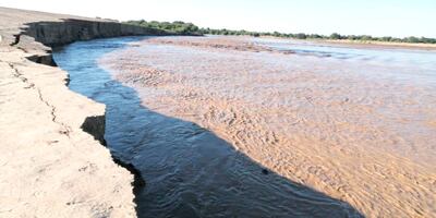 La riada afectó el muro de contención, sin que eso se constituya en un peligro