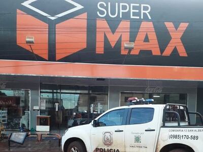 Agentes de la comisaría 13ª llegaron al lugar tras la denuncia del propietario.