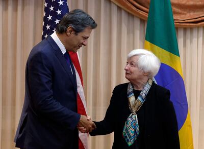 El ministro de Finanzas de Brasil, Fernando Haddad, y la secretaria del Tesoro de EE.UU., Janet Yellen, reunidos en Niigata, Japón, este jueves.