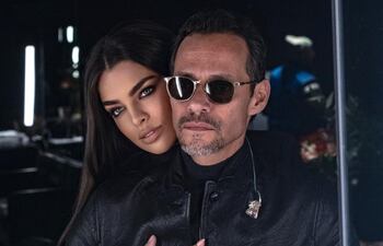 Nadia Ferreira saludó a Marc Anthony por su cumpleaños en las redes y compartió unas fotografías donde se los ve muy enamorados.