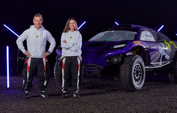 Sébastien Loeb y Cristina Gutiérrez, fueron confirmados por el equipo X44 para el Extreme E en 2022.