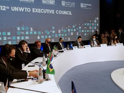 La Organización Mundial de Turismo (OMT), de Naciones Unidas, confía en que la recuperación del sector comience en el cuarto trimestre de este año y con más fuerza ya en 2021, después de que la peor crisis de su historia haya puesto en peligro entre 100 y 120 millones de empleos en todo el mundo.