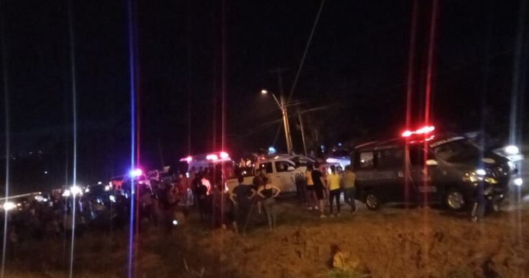 La circulación por la ruta prácticamente se interrumpió como consecuencia del choque.