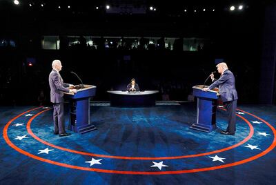 El último debate presidencial en Estados Unidos, entre Donald Trump (d) y Joe Biden, transcurrió con muchos sobresaltos. (EFE)
