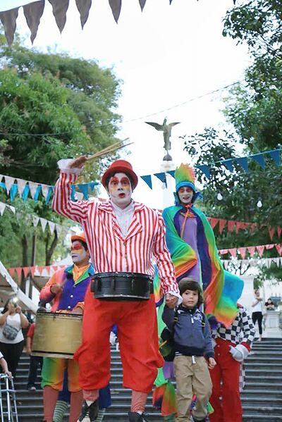 Festivales de distintas manifestaciones artísticas podrán acceder a fondos, a través de un concurso lanzado por  la comuna asuncena.