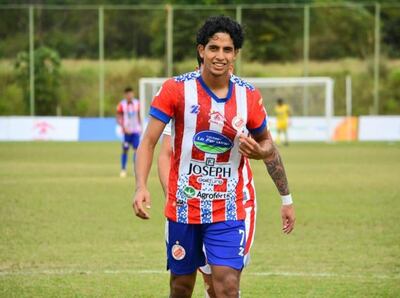 Renzo Domingo Carballo Romero (26 años), ex Pastoreo, será la primera incorporación de Tacuary.