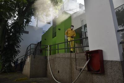 Incendio en la Heladería Quattro D, sobre la avenida San Martín, en el barrio Villa Morra de Asunción.