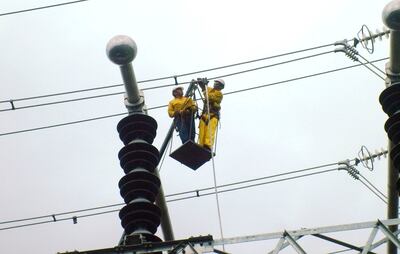 Considerables aumentos en  facturas de compra de la ANDE pueden traducirse en otro tarifazo.