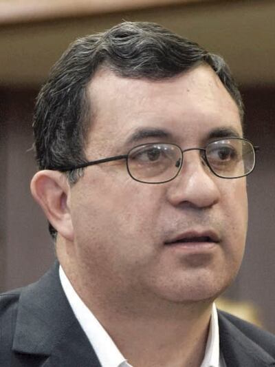 Senador Amado Florentín (PLRA) planteó que no se beneficien con la quita de intereses quienes tienen buen poder adquisitivo.