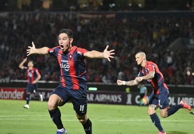 Fernando Raúl Romero González (21 años) anotó dos goles en el triunfo sobre Colón.