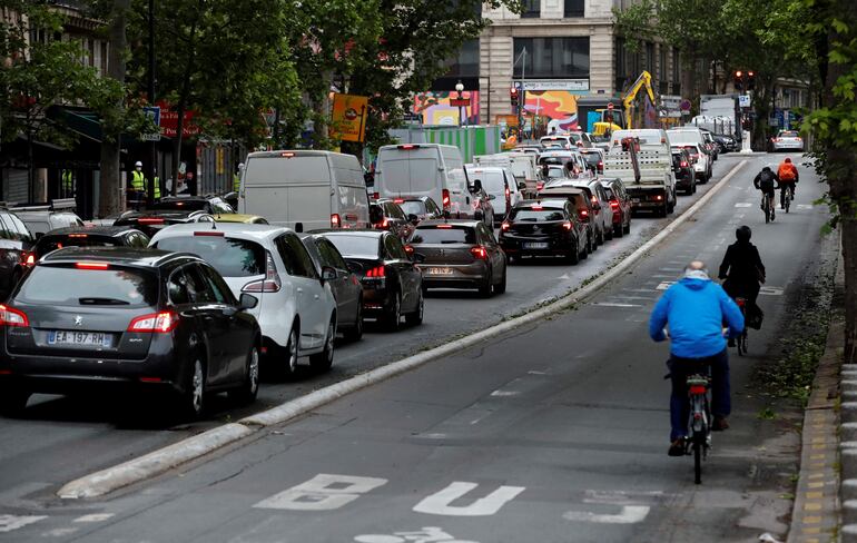 En Francia, al igual que en muchos otros países, el uso de la bicicleta se popularizó gracias a la pandemia, ya que la gente prefiere este medio de transporte individual. 