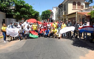 Los dirigentes de diversas organizaciones se manifestaron ayer para que el Gobierno inicie las obras prometidas.