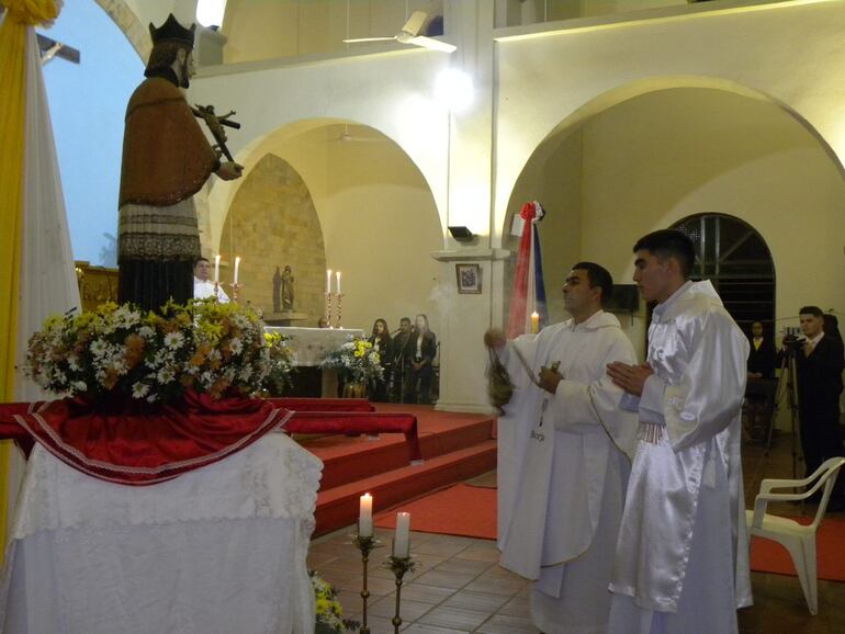 El día litúrgico de San Juan Nepomuceno es el 16 de mayo.