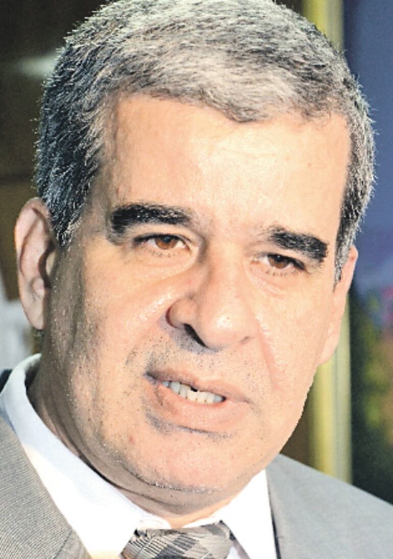 Pedro Halley, gerente de prestaciones económicas.