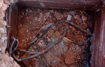 Registro abierto robado.