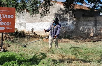 Con un cartel que tiene el eslogan de Multado por Puerco buscan concienciar a las personas.