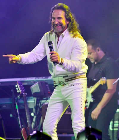 Marco Antonio Solís. “El Buki mayor” pusó a bailar los 15.000 asistentes con sus temás más movidos.