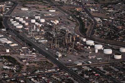 Refinería de petróleo en El Paso, Texas. (AFP)