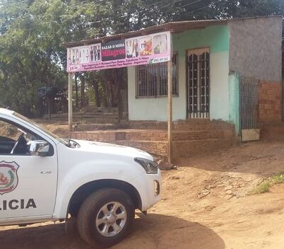 Los delincuentes ingresaron por el techo del local y se llevaron una gran cantidad de prendas de vestir.
