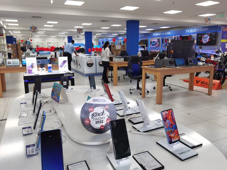 Este viernes 25, Bristol da descuentos de hasta el 70% en varios productos.