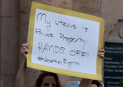En la fecha se registran distintas manifestaciones a favor y en contra del aborto en Estados Unidos.