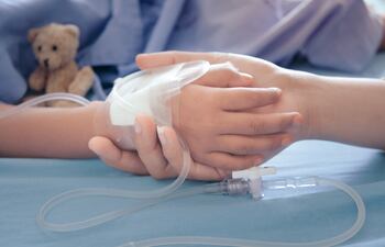 Una jueza británica determinó este lunes que Archie Battersbee, un niño de 12 años que sufre desde el pasado abril daños cerebrales y cuya situación centra una disputa legal entre su familia y los médicos que lo tratan, está “muerto” sin posibilidades de recuperación, por lo que puede dejar de recibir tratamiento.