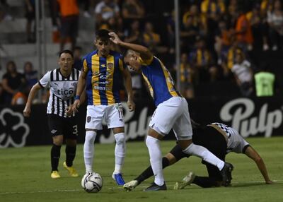 Libertad y Luqueño suman de a uno en La Huerta