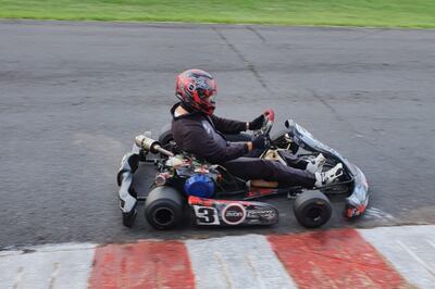 Enrique Dávalos, de la categoría F4, fue uno de los primeros ayer en retornar a las prácticas.