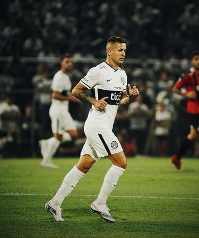 Derlis González estará en la delantera de Olimpia