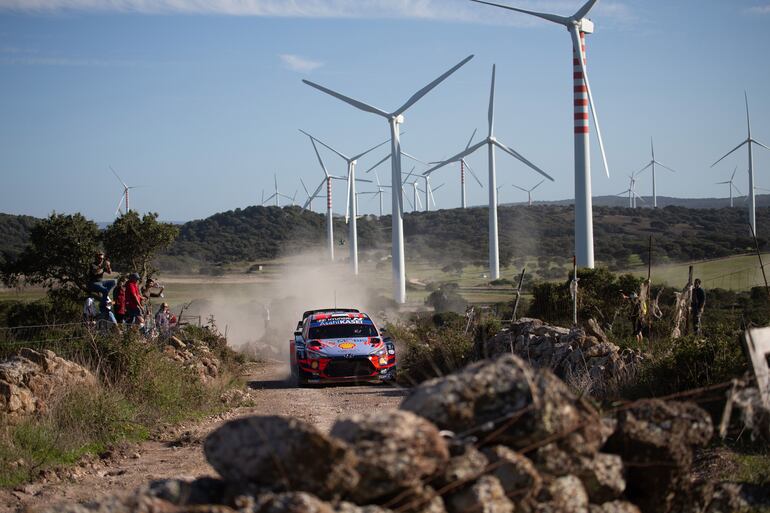 Dani Sordo, líder de la clasificación general.