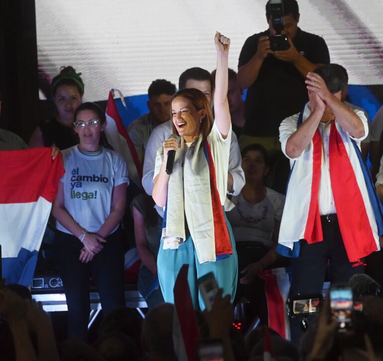 La exministra Soledad Núñez es la dupla de Efraín Alegre para llegar al Poder Ejecutivo mediante las elecciones generales del 2023.