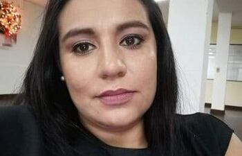 Silvia Lorena Espínola Núñez, periodista para quien la Fiscalía pide el sobreseimiento definitivo.