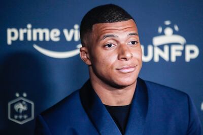Kylian Mbappé, 23 años, debe decidir entre Paris SG o Real Madrid.