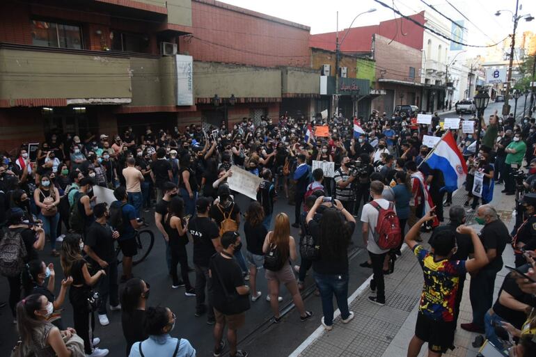 /pf/resources/images/abc-placeholder.png?d=2393