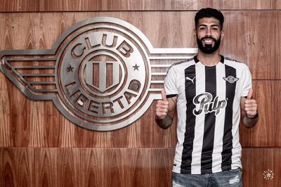Barboza ya se calzó la camiseta gumarela.