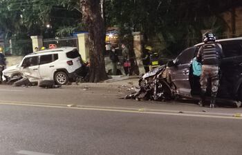 Automóvil del presunto responsable de los múltiples choques.