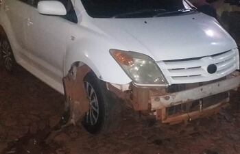 El automóvil Toyota modelo IST, color perla, guiado por Pedro Pablo Viana Marecos (50), quien se encontraba en estado de ebriedad.
