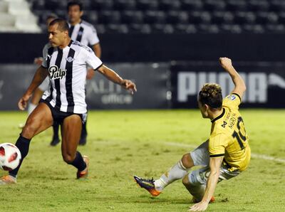 Tras recibir una perfecta asistencia de Raúl Bobadilla, Bautista Merlini define para decretar el 2-1 parcial en el tramo final del encuentro. Paulo Da Silva no pudo hacer nada para evitar el tanto.