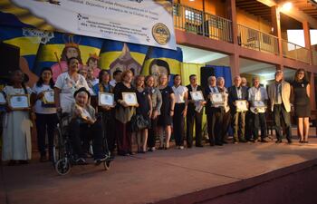 Un total de 21 personas fueron galardonadas ayer, viernes, en Luque.