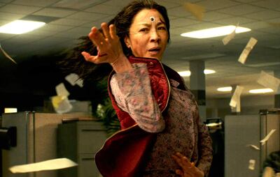 Michelle Yeoh en "Todo en todas partes al mismo tiempo", película que llega a los Óscar con 11 nominaciones.