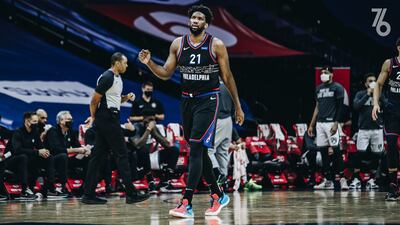 Embiid superó los 30 puntos por octava vez en nueve partidos.