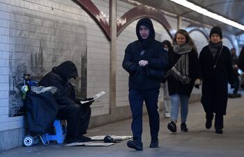 Quince menores han muerto en el Reino Unido por infecciones de estreptococo A desde el pasado septiembre, según datos publicados este jueves por las agencias sanitarias del país, que hasta el martes habían contabilizado nueve muertes.