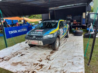 Grandes animadores del Rally Cross Country, David y Miguel Blanco, quienes estarán desafiando a la competencia con el Volkswagen Saveiro Cross. En la categoría Camionetas T1/T2 Nafta/Diesel están 12 máquinas, más tres en el Grupo N.