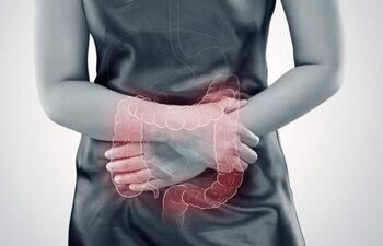 El síndrome del colon irritable, es un grupo de síntomas que afectan al sistema digestivo. Es un trastorno gastrointestinal común pero incómodo, que se manifiesta con exceso de gases, dolor abdominal y retortijones.