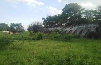 Estado actual de la cancha del club Cerro Corá