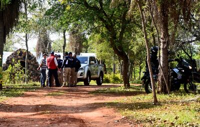 Unos 100 policías realizaron un breve rastrillaje en la zona del barrio cerrado Valle Tucán.