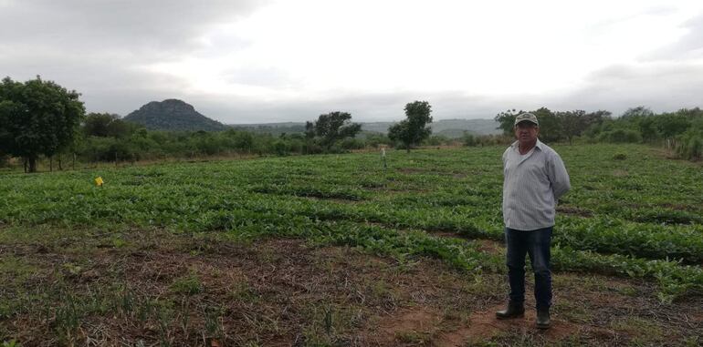 Juan Delgado, del comité de productores de sandía Virgen del Rosario, de la Compañía Mbatovi.