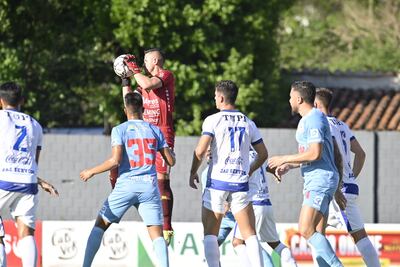 Ameliano venció 3-2 a Resistencia.